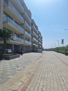 3 BHK Ready-to-Move Luxury Flat