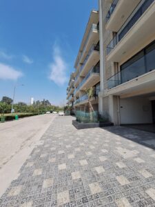 3 BHK Ready-to-Move Luxury Flat